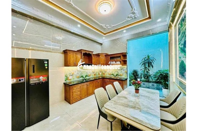 Nhà Phan Đăng Lưu, Quận Phú Nhuận – 66m² – Vị trí đắc địa – Giá 13.5 tỷ